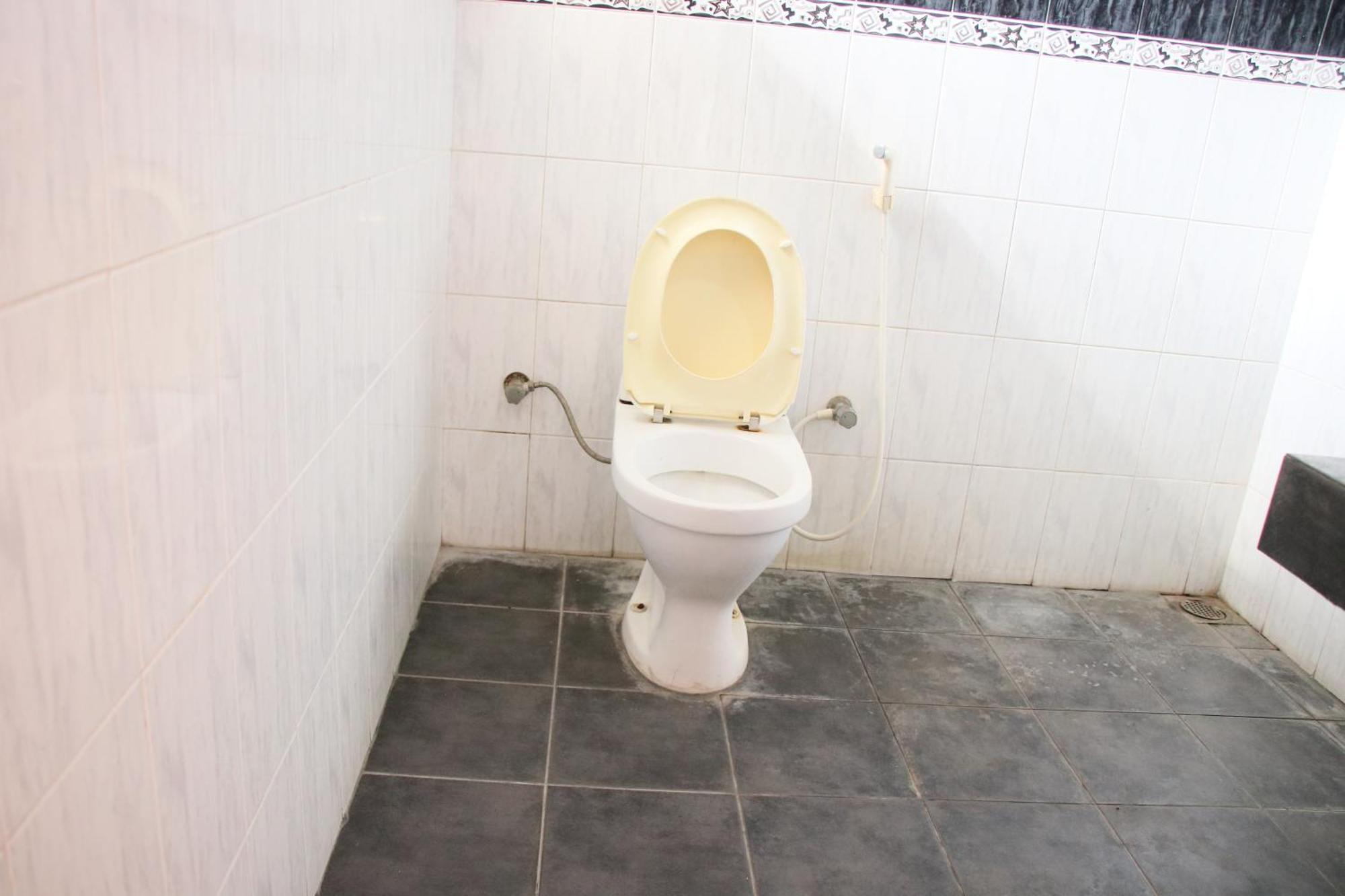 Caritas Rest Hotel Galle Ngoại thất bức ảnh